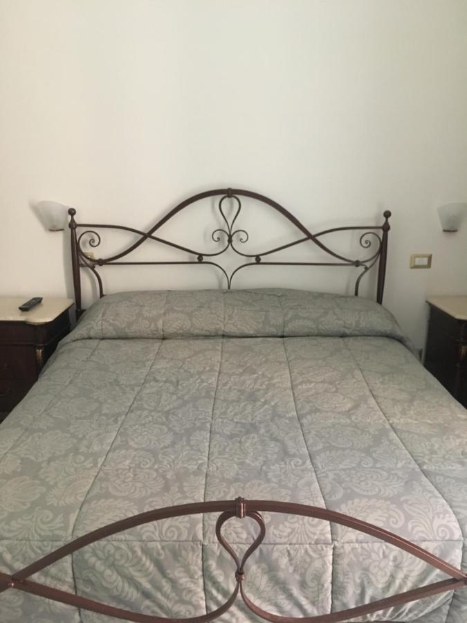 Bed and Breakfast Ciro A Maschio Angioino à Naples Extérieur photo